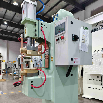 Айнымалы ток нүктелі дәнекерлеу машинасы